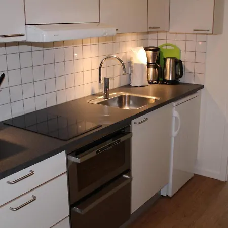 Xxxii Apartment *